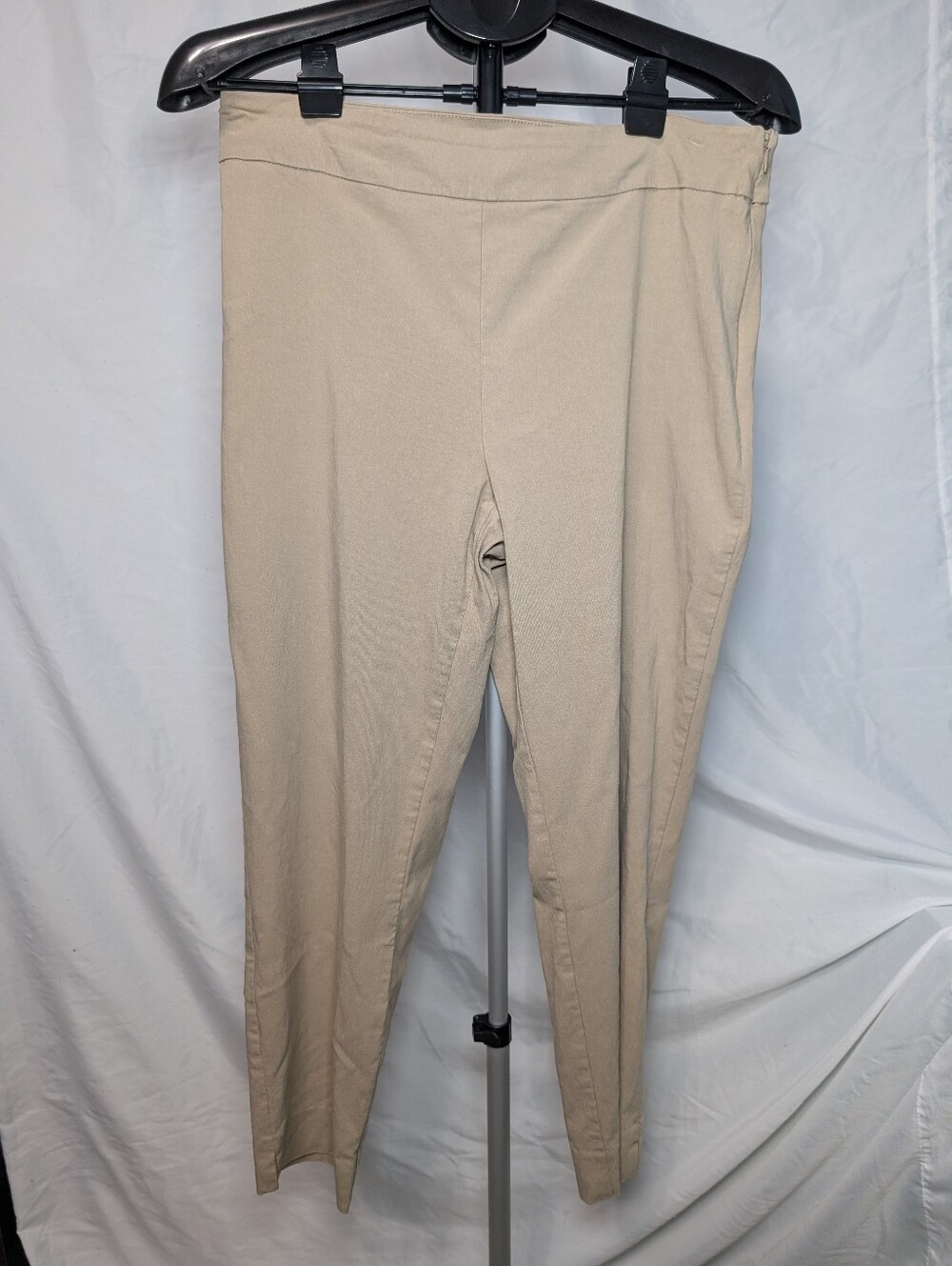 Women's Plus Time And Tru Twill Leggings In Beige, Size 18